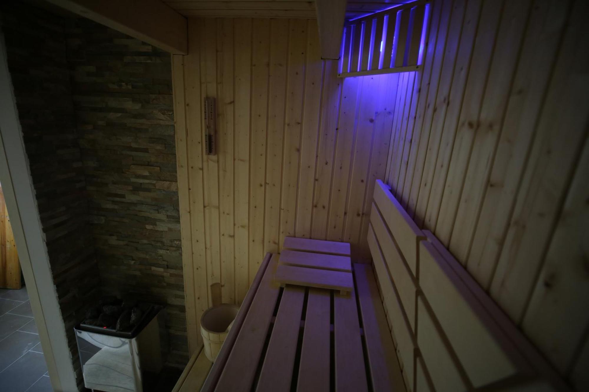 Eine Sehr Gemuetliche Erdgeschoss Wohnung Ihlow  Экстерьер фото